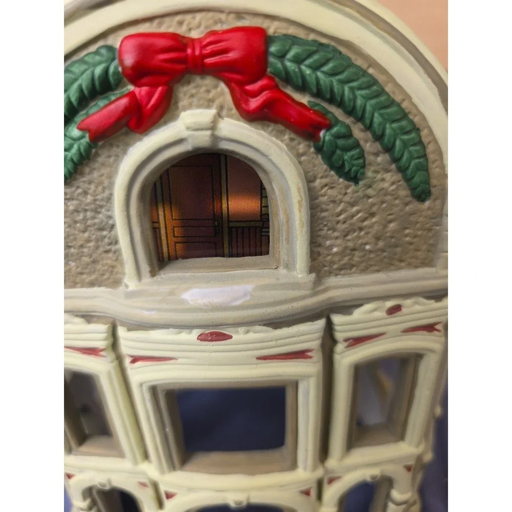 Mr Christmas Holiday In Motion Hotel Plays 30 Songs Works See Video Manual
